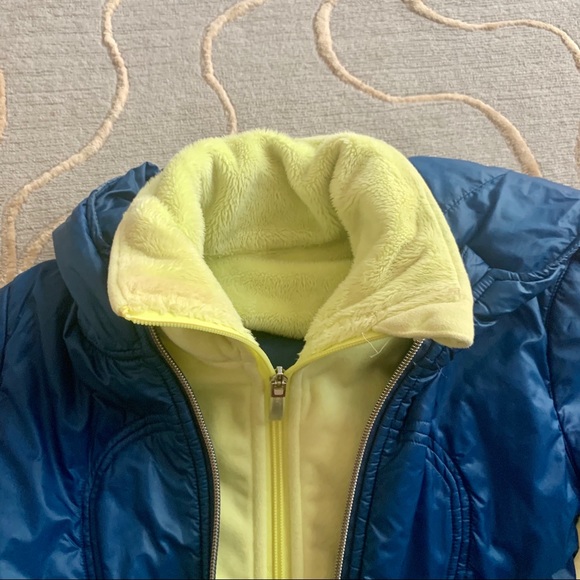 Lululemon | Blue Jacket / Lime Detachable Fleece 2 - Picture 8 of 9